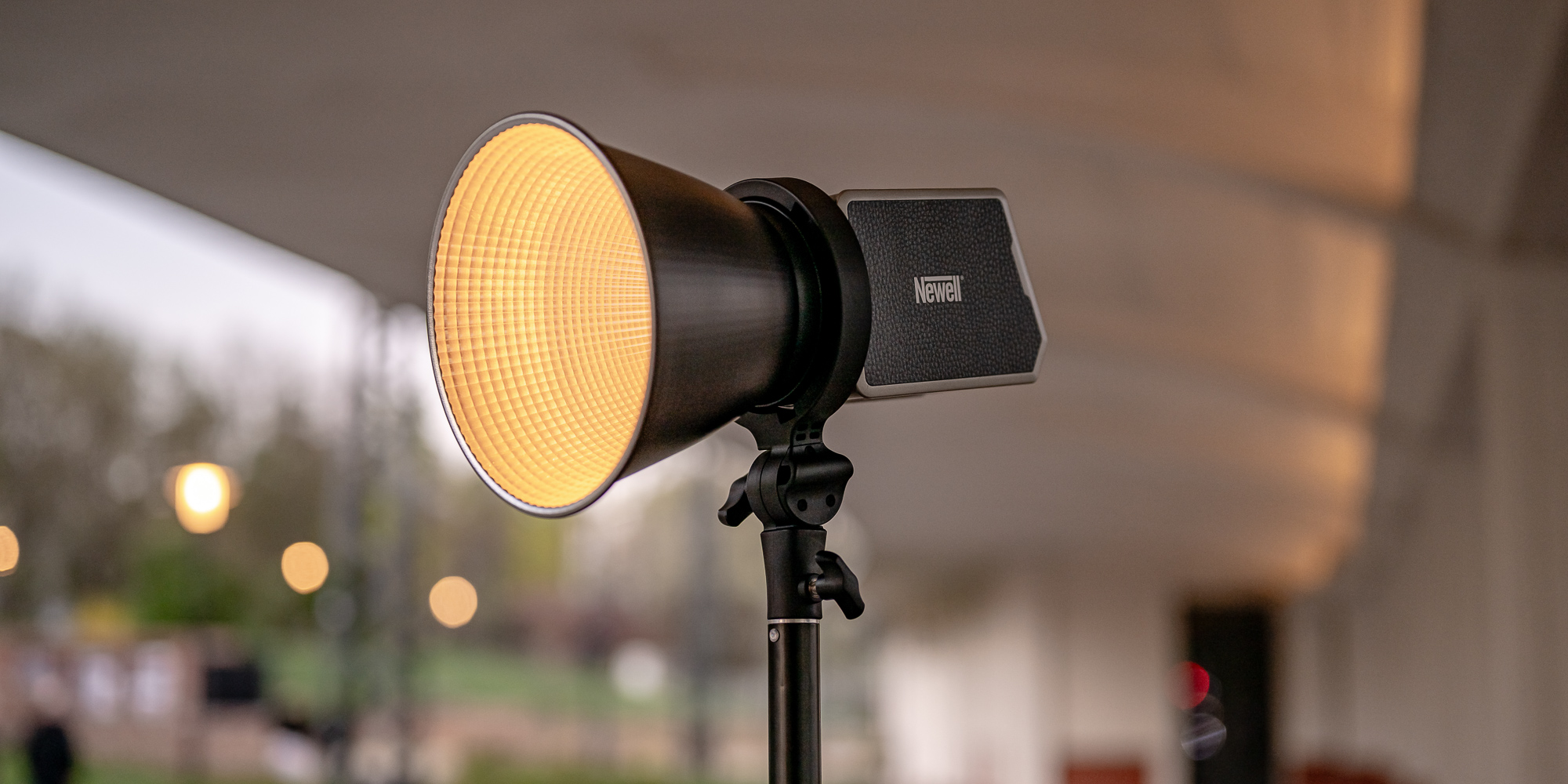 mdronpl-adapter-montazowy-newell-bowens-mini-bowens-typu-fm-08.jpg