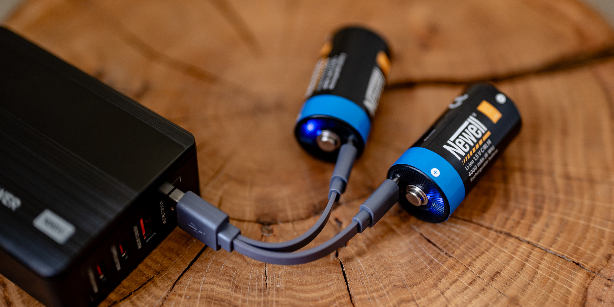 mdronpl-akumulator-newell-c-r14-usb-c-4000-mah-2-szt-blister-06.jpg