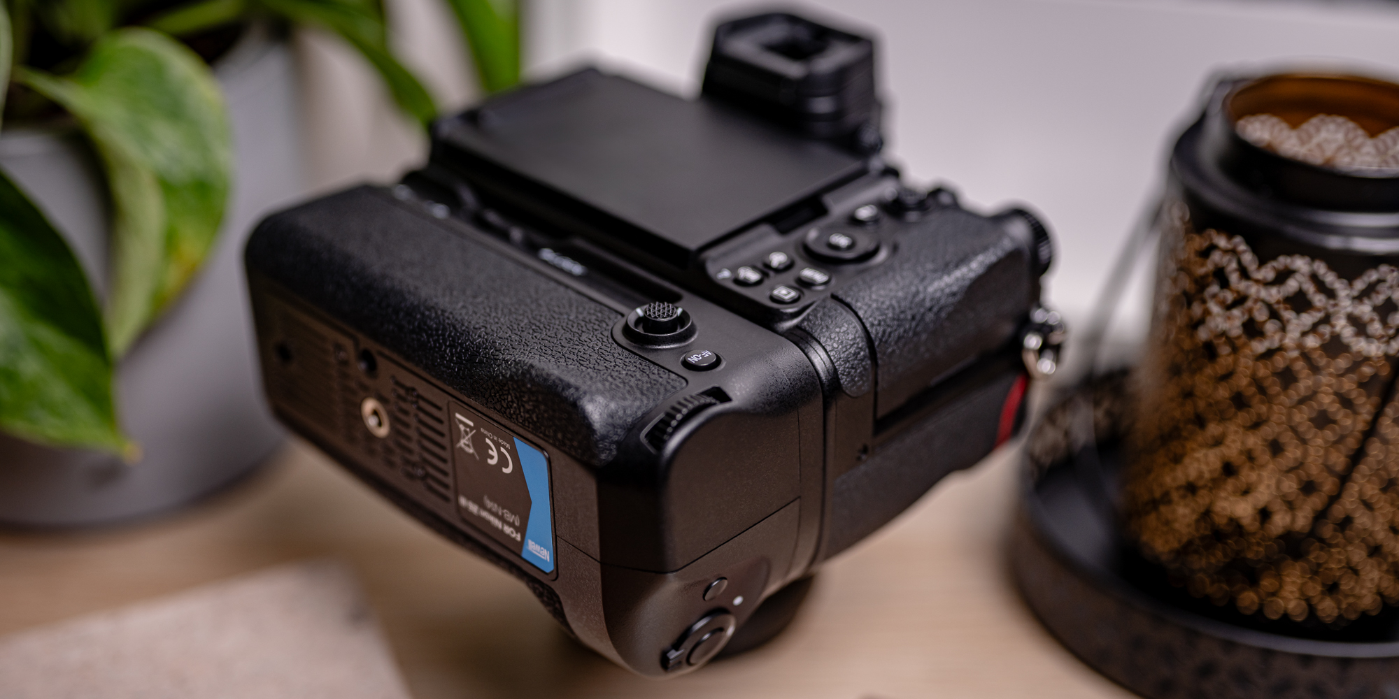 mdronpl-battery-pack-newell-mb-n14-do-nikon-10.jpg