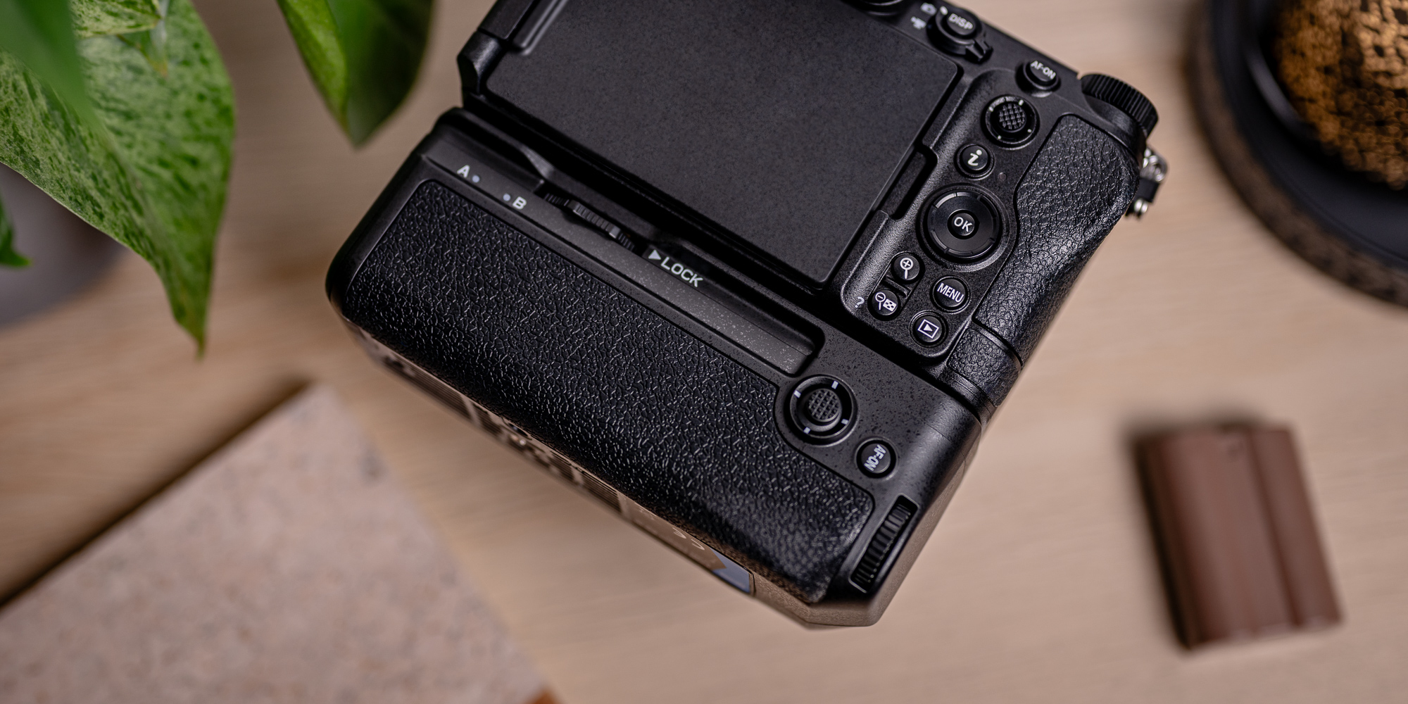 mdronpl-battery-pack-newell-mb-n14-do-nikon-11.jpg