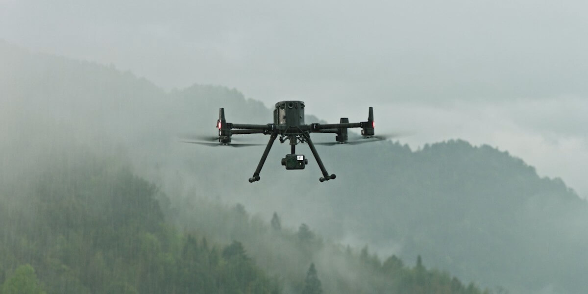 mdronpl-dron-dji-matrice-m350-rtk-02.jpg