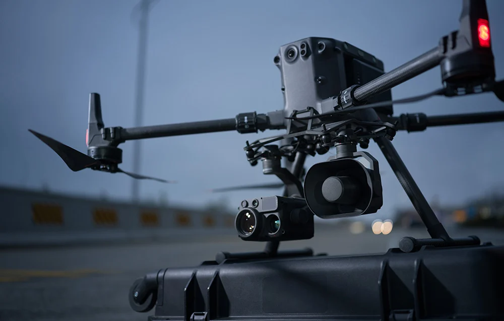 mdronpl-glosnik-dji-zenmuse-v1-dla-matrice-350-rtk-08.jpg