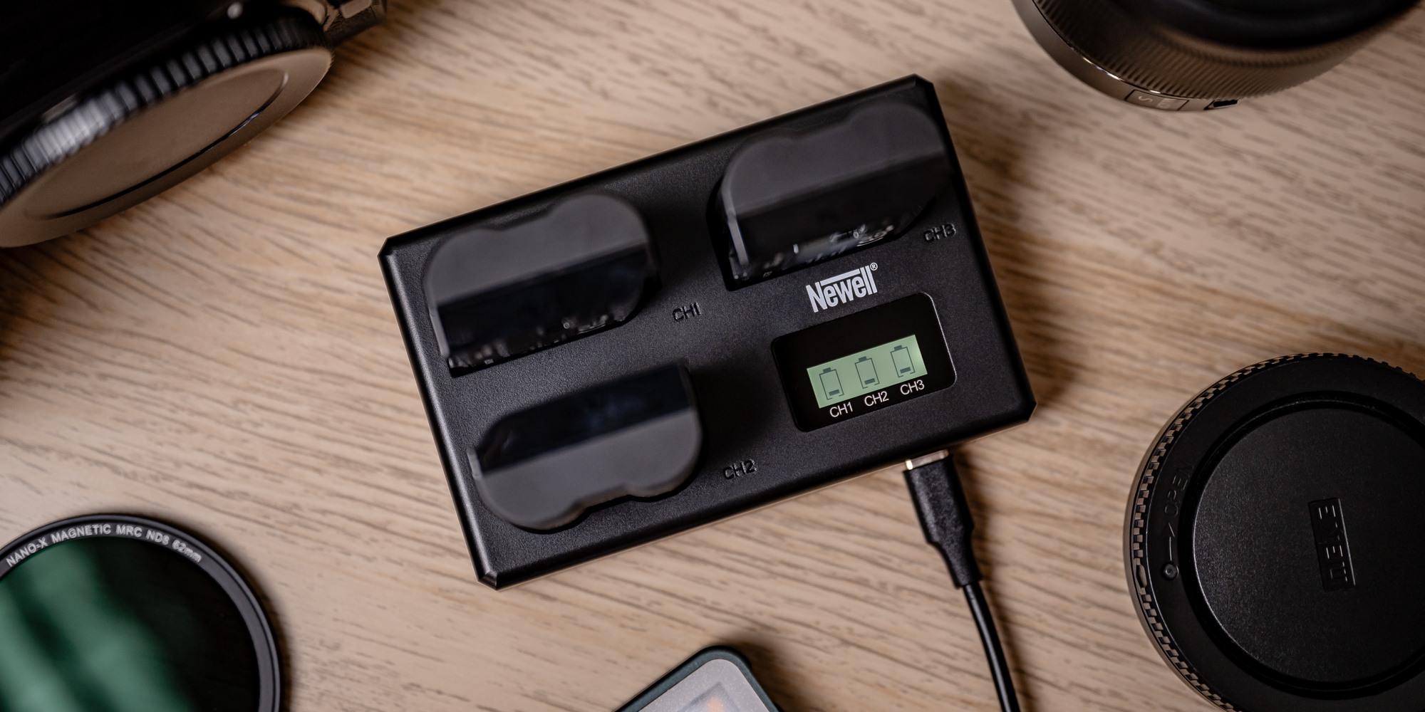 mdronpl-ladowarka-trojkanalowa-newell-tt-usb-c-do-akumulatorow-en-el15-do-nikon-06.jpg