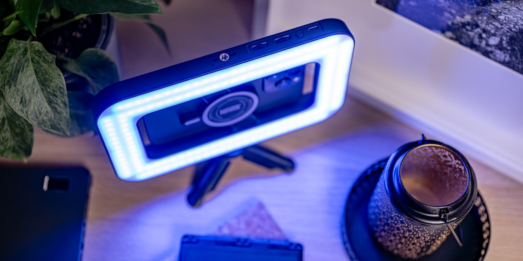 mdronpl-lampa-led-newell-freya-11.jpg