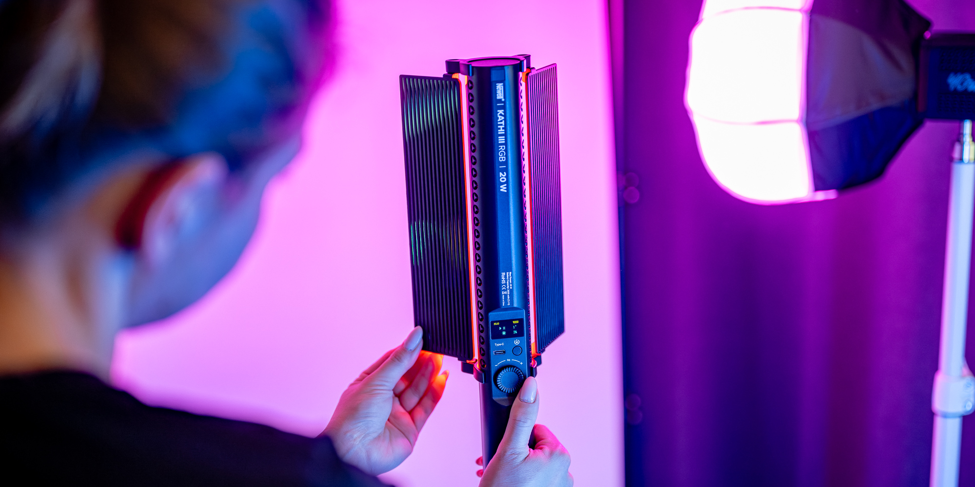 mdronpl-lampa-led-newell-rgb-kathi-iii-12.jpg