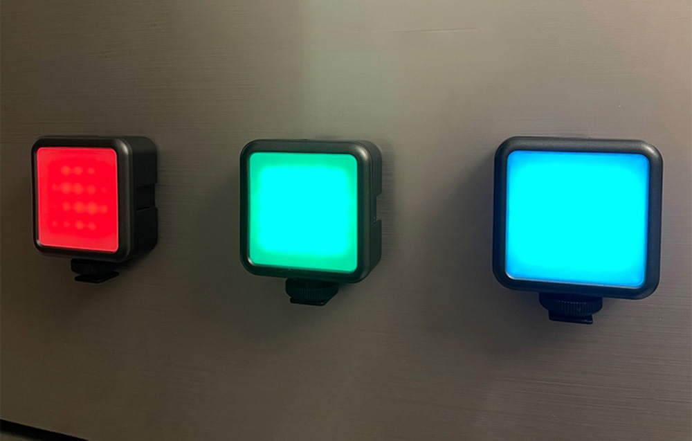 mdronpl-lampa-led-rgb-do-aparatu-puluz-pu560b-03.jpg