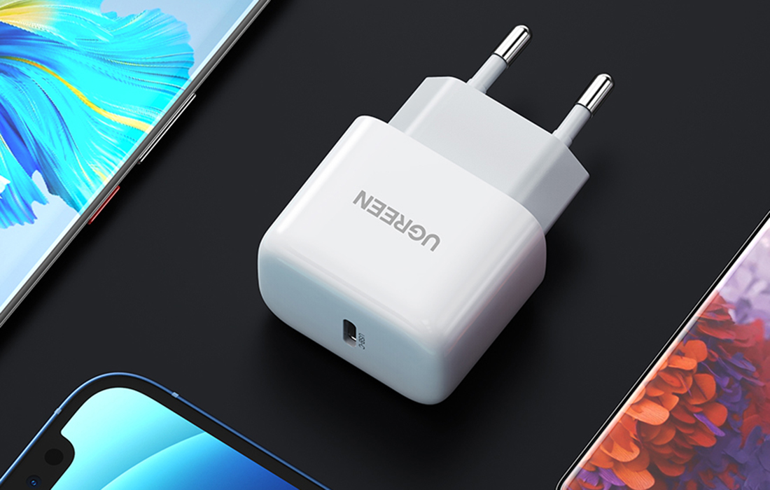 mdronpl-mini-ladowarka-sieciowa-ugreen-usb-c-20w-pd-biala-02.jpg