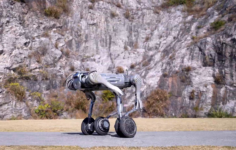 mdronpl-robot-czworonozny-unitree-b2-w-z-lidar-05.jpg