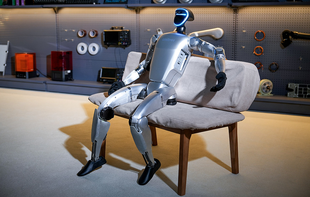 mdronpl-robot-humanoidalny-unitree-g1-edu-03.jpg