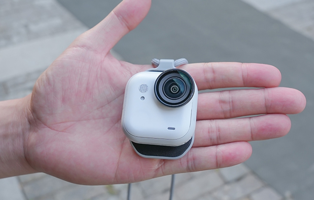 mdronpl-sunnylife-magnetyczny-uchwyt-na-szyje-do-insta360-go-ultra-mic-04.jpg